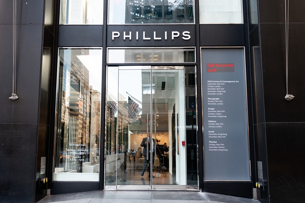 De buitenkant van het Philips veilinghuis in New York