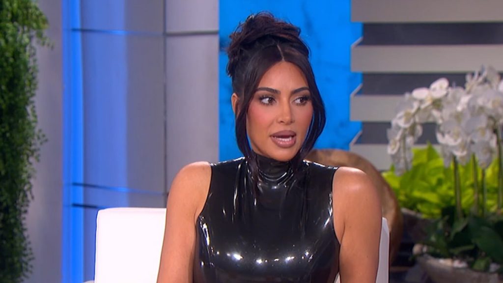 Kim Kardashian zegt dat ze probeerde de snelweg te nemen tijdens de aanvallen van Kanye