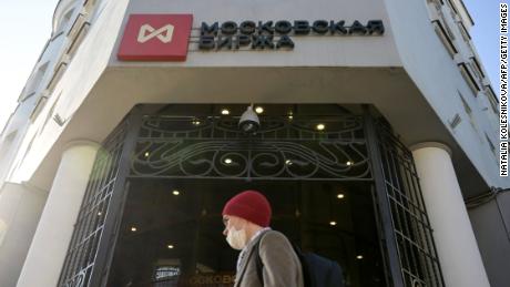 Russische beurs heropent na maandenlange sluiting