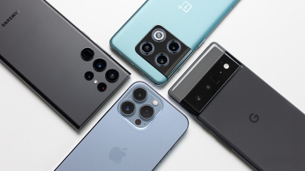 Blind Spotlight-vergelijking: Galaxy S22 Ultra, iPhone 13 Pro, Pixel 6 Pro en OnePlus 10 Pro
