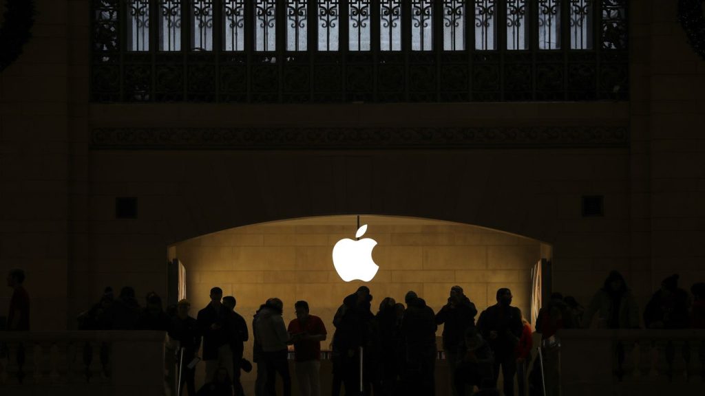 Apple-werknemers in de Grand Central Terminal verhuizen naar een verenigde vakbond