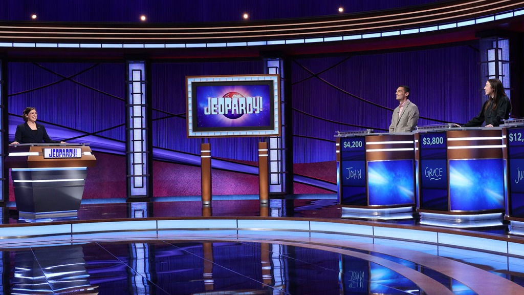 'Jeopardy' tikt Michael Davis aan als vaste showrunner - The Hollywood Reporter