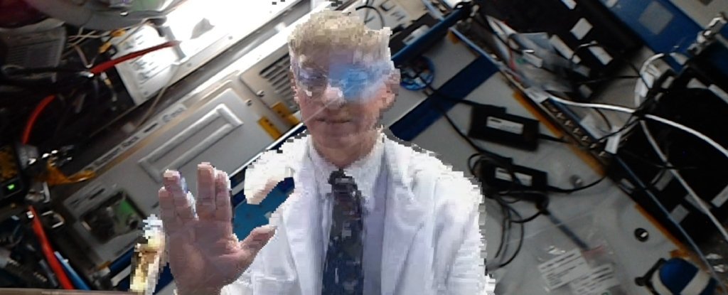 NASA stuurde een dokter naar het internationale ruimtestation in 's werelds eerste "Holoportation" prestatie