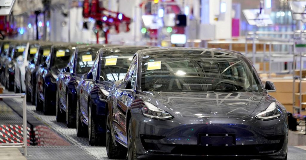 Exclusief: Tesla heeft dinsdag de meeste productie in de fabriek in Shanghai stopgezet - memo