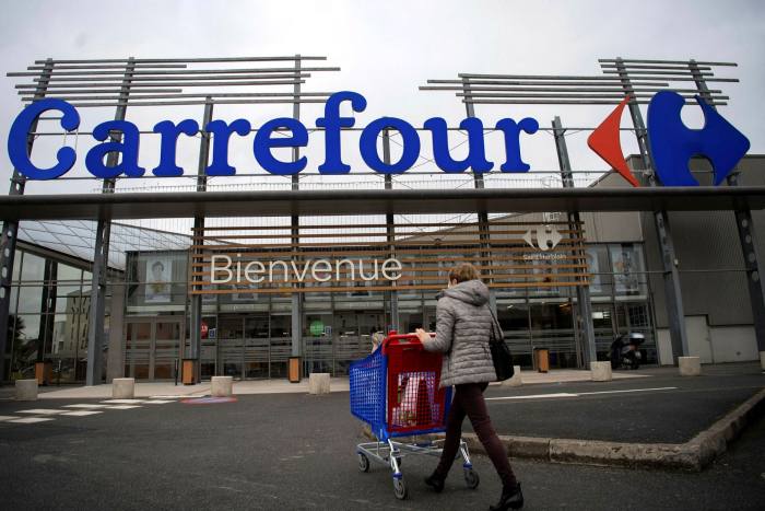 Carrefour in Saint-Herblain, buiten Nantes