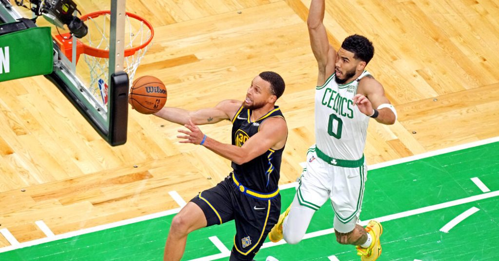 De 43 punten van Stephen Curry hielpen Golden State de Celtics te verslaan in de NBA Finals