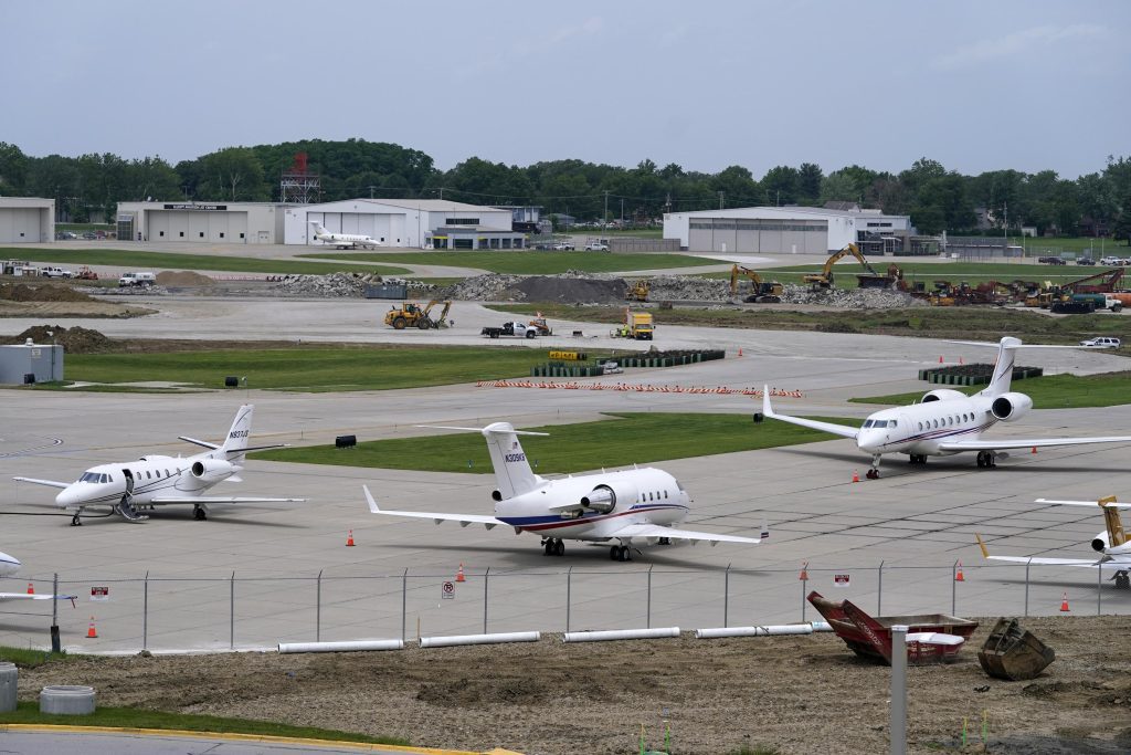 Luchtvaartmaatschappijen willen de schuld voor luchtvaartproblemen afschuiven op de FAA