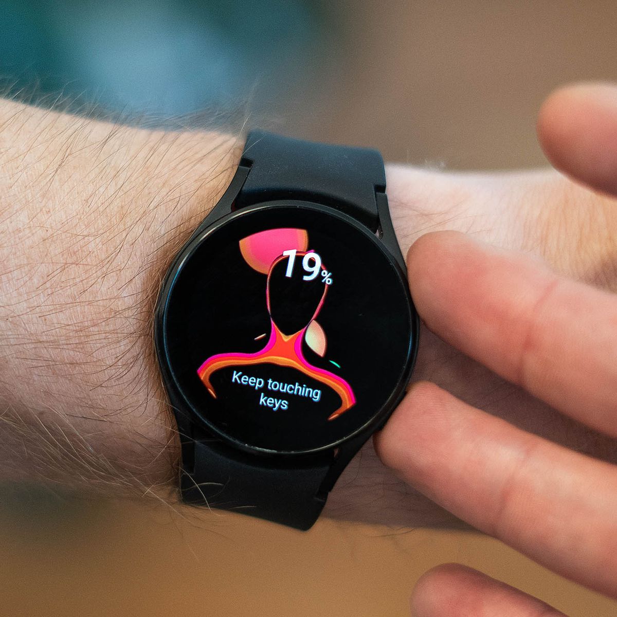 Galaxy Watch 4 heeft een sensor om het lichaamsvetpercentage te meten