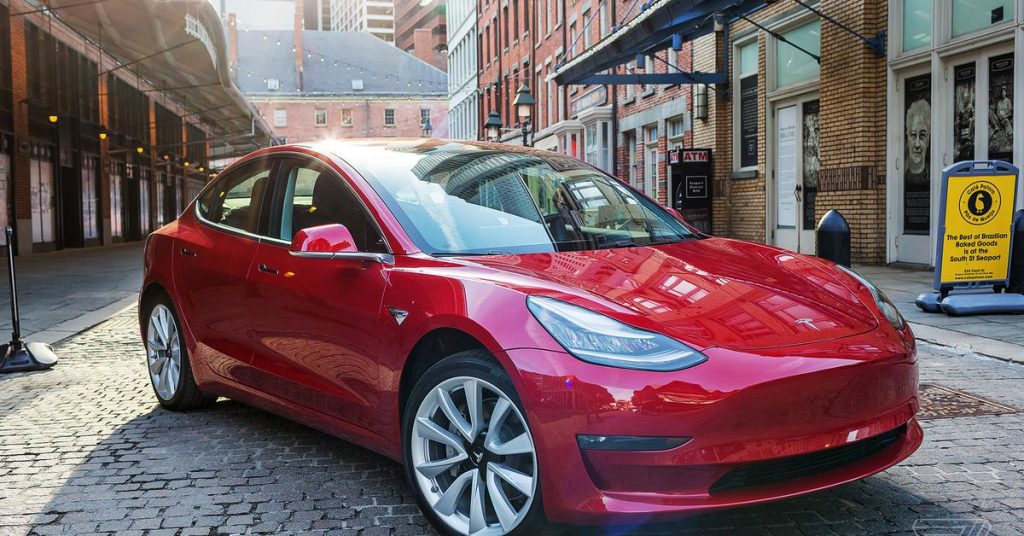 Tesla kan nu kuilen zoeken en de ophanging van de auto aanpassen om schade te voorkomen