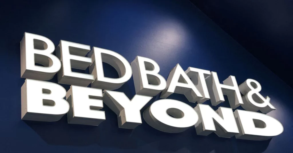 Bed Bath & Beyond om banen te schrappen en winkels te sluiten in een poging om verliezen terug te draaien