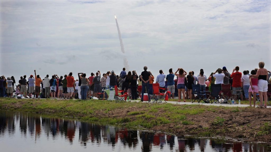 Gigantische menigten verwacht voor inaugurele lancering van NASA's gigantische raket