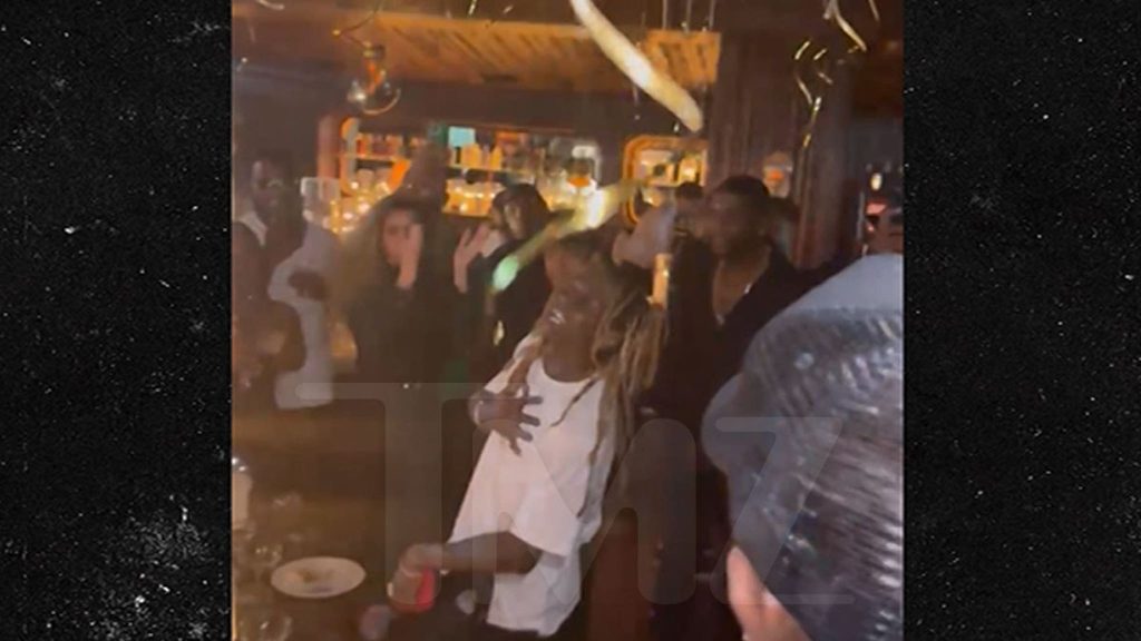 Lil Wayne viert zijn 40e verjaardag met YG, Keith Sweat en Skip Bayless