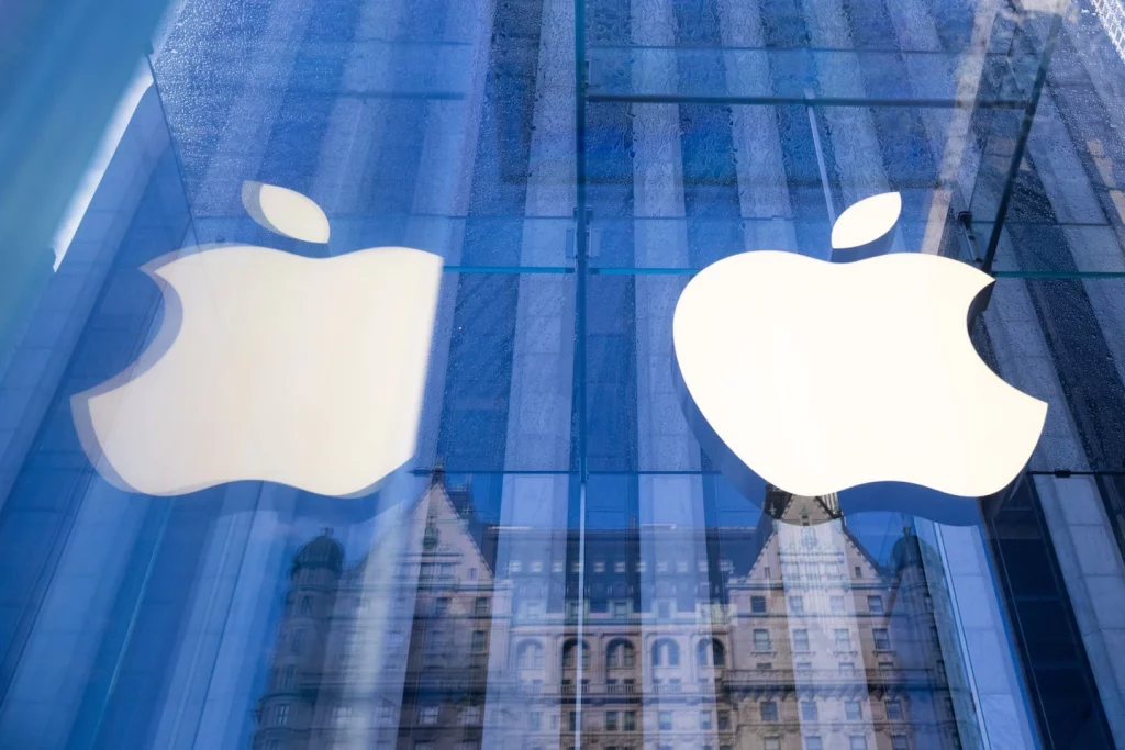 Er is een racistisch bericht naar iPhones gestuurd via Apple News van de gehackte website Fast Company