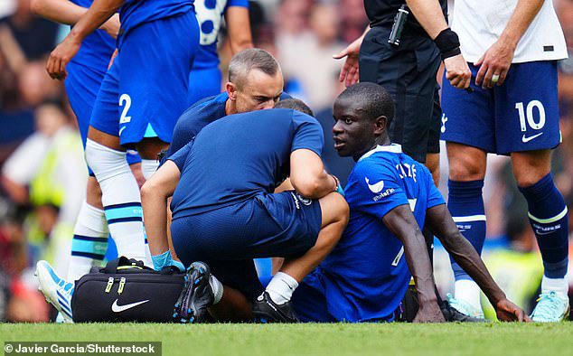 De 31-jarige liep de blessure op in het 2-2 gelijkspel van Chelsea tegen Tottenham op 14 augustus