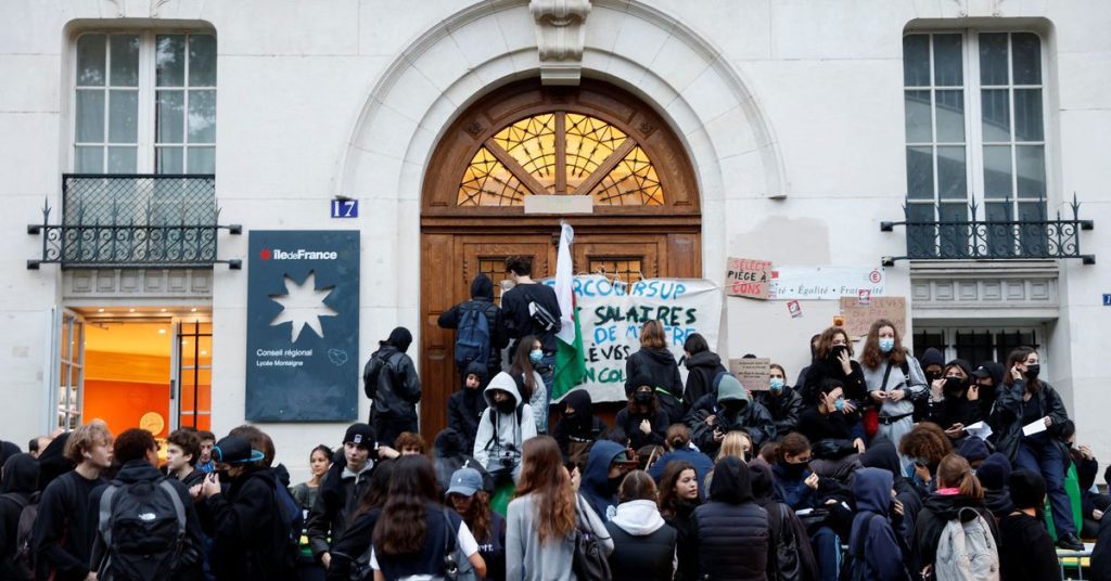 Treinen en scholen getroffen als Franse vakbonden oproepen tot staking te midden van stijgende inflatie