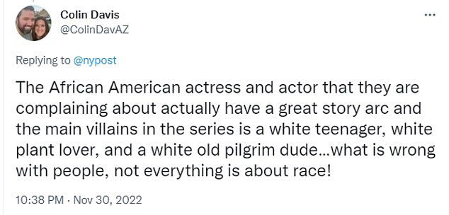 Anderen op sociale media hebben er echter op gewezen dat zwarte personages meer zijn geworden dan alleen pestkoppen en dat de show nog steeds blanke personages als hoofdschurken werpt.