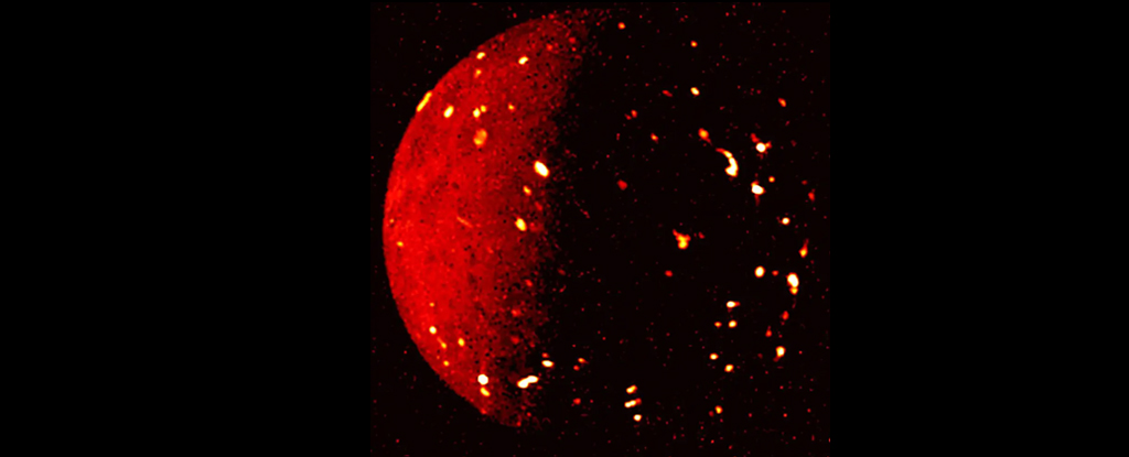 Verbluffend nieuw NASA-beeld onthult gloeiende rode lava op de maan van Jupiter: ScienceAlert
