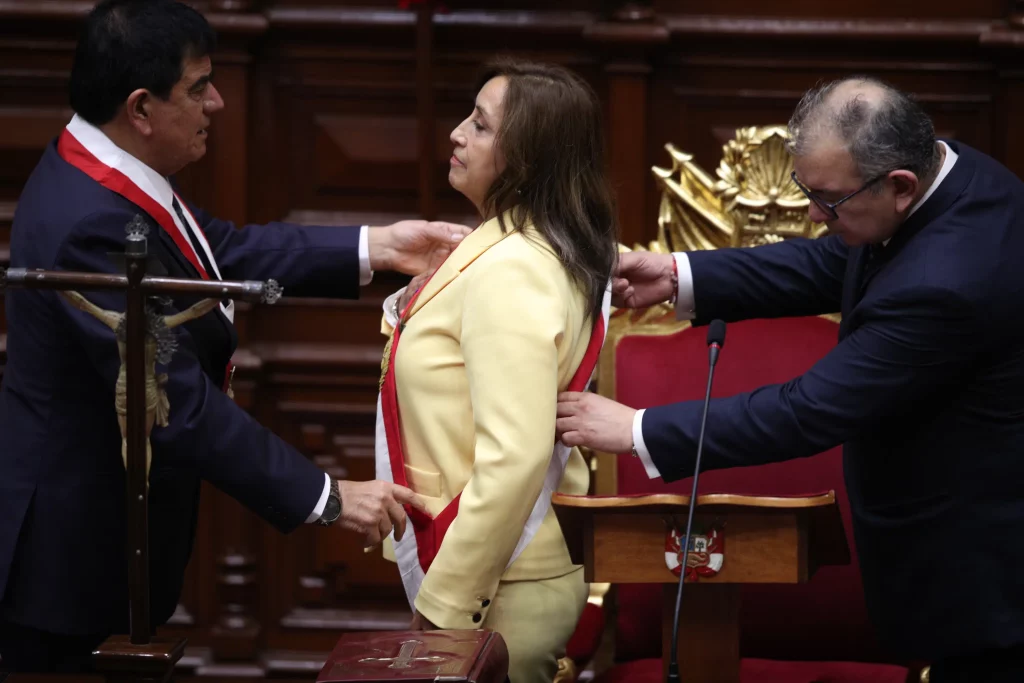 President van Peru die tijdens een politieke crisis door het Congres werd afgezet